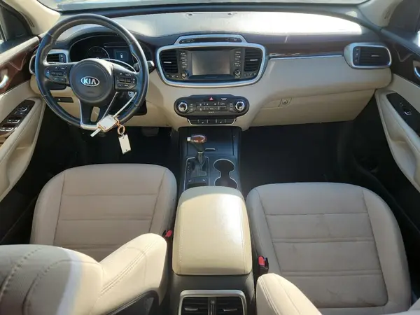 5XYPG4A30JG343557 2018 KIA SORENTO - Image 8