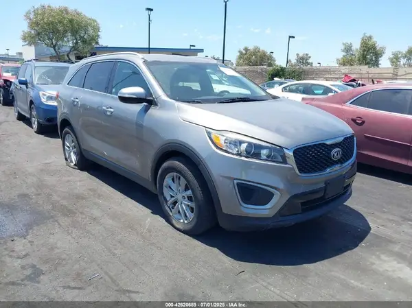 5XYPG4A30JG346748 2018 KIA SORENTO - Image 1
