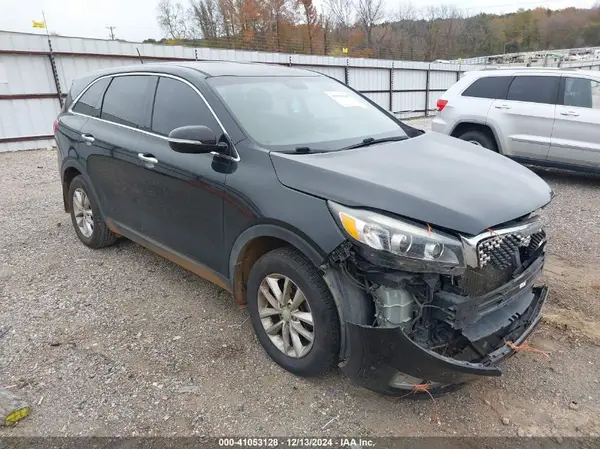 5XYPG4A30JG350105 2018 KIA SORENTO - Image 1