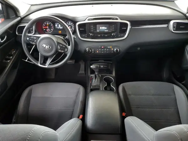 5XYPG4A30JG353277 2018 KIA SORENTO - Image 8