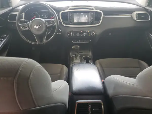 5XYPG4A30JG357359 2018 KIA SORENTO - Image 8