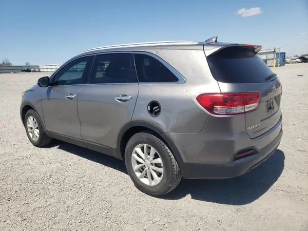5XYPG4A30JG361766 2018 KIA SORENTO - Image 2