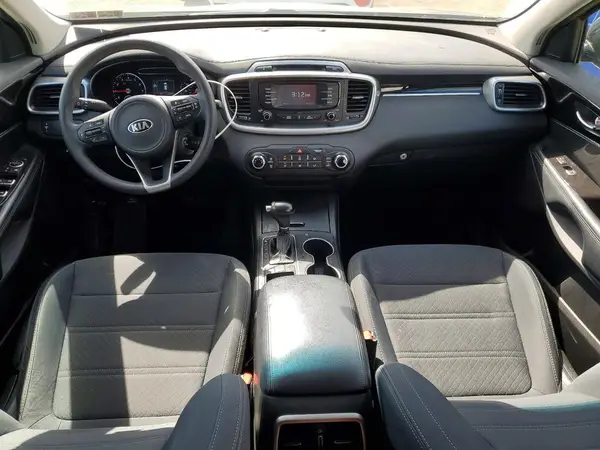 5XYPG4A30JG386974 2018 KIA SORENTO - Image 8