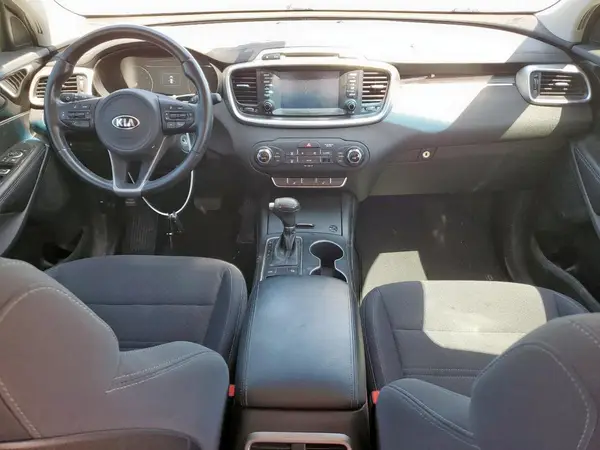5XYPG4A30JG399577 2018 KIA SORENTO - Image 8