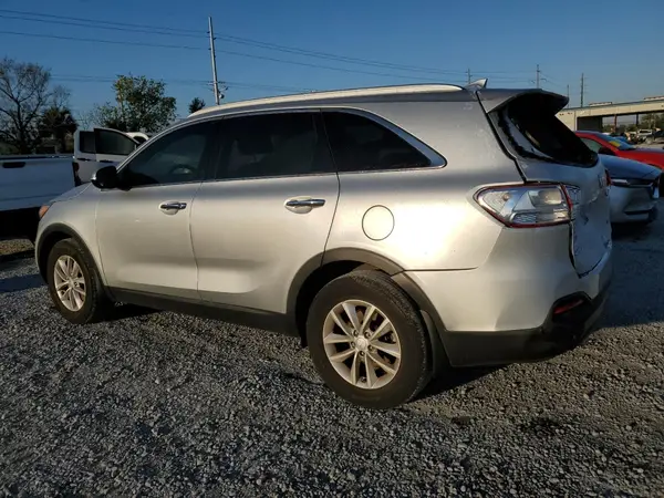 5XYPG4A30JG407807 2018 KIA SORENTO - Image 2