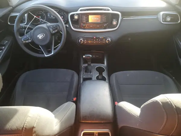 5XYPG4A30JG410531 2018 KIA SORENTO - Image 8