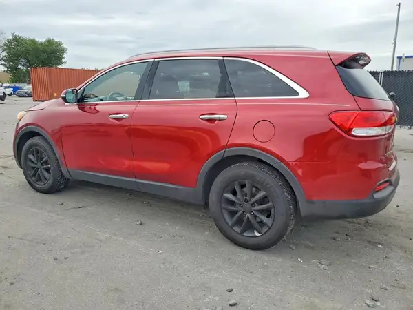 5XYPG4A30JG410688 2018 KIA SORENTO - Image 2