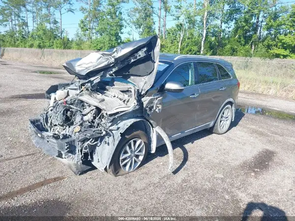 5XYPG4A30JG412196 2018 KIA SORENTO - Image 2