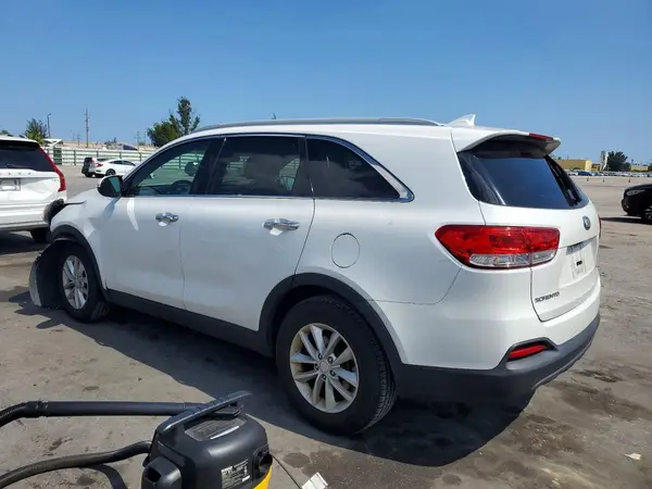 5XYPG4A30JG413607 2018 KIA SORENTO - Image 2