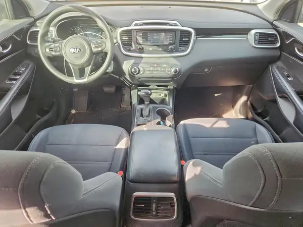 5XYPG4A30JG414661 2018 KIA SORENTO - Image 8