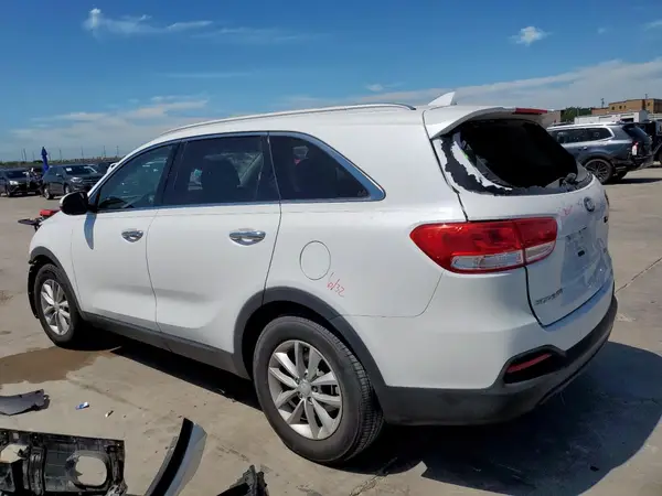 5XYPG4A30JG416197 2018 KIA SORENTO - Image 2