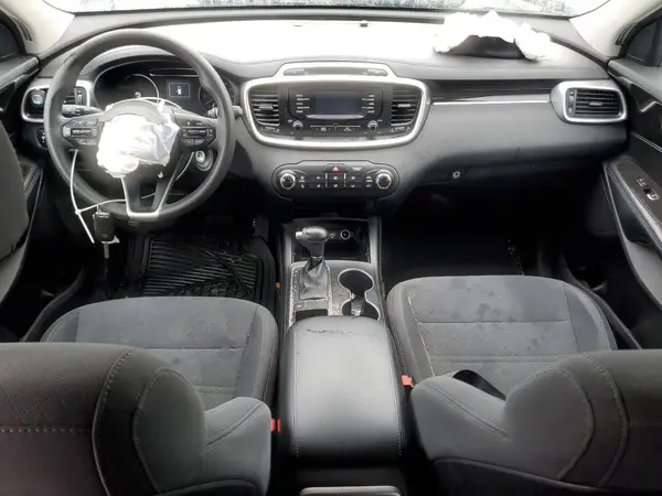 5XYPG4A30JG418581 2018 KIA SORENTO - Image 8