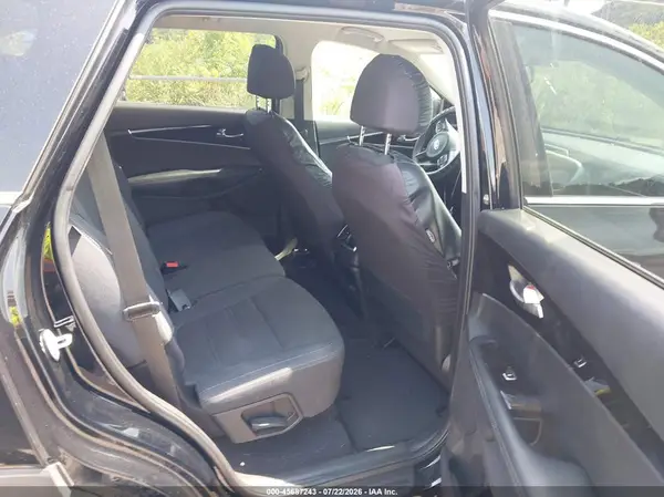 5XYPG4A30JG423506 2018 KIA SORENTO - Image 8