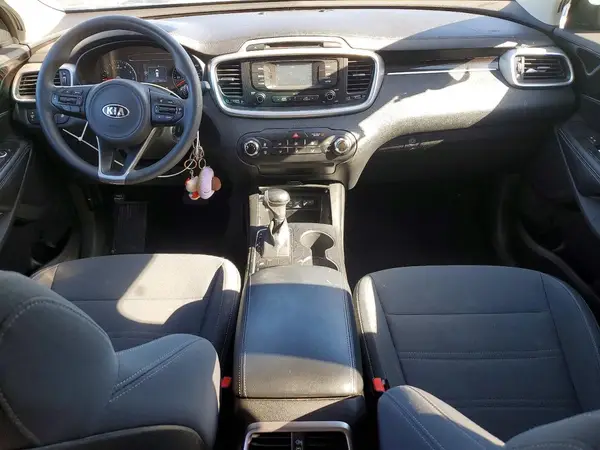 5XYPG4A30JG424252 2018 KIA SORENTO - Image 8