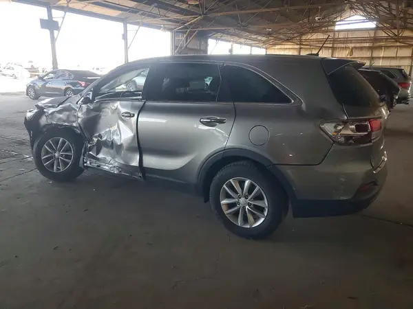5XYPG4A30JG424574 2018 KIA SORENTO - Image 2