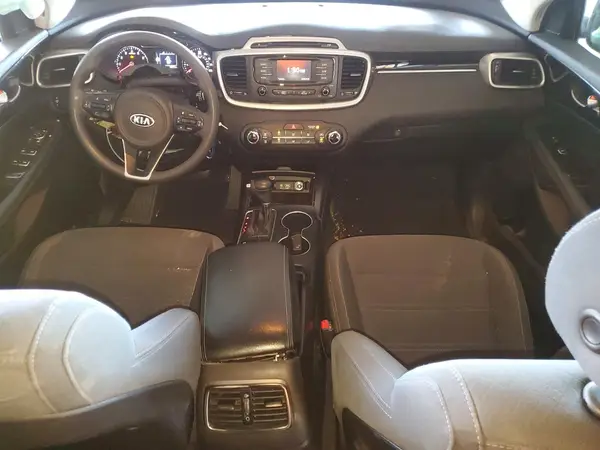 5XYPG4A30JG424574 2018 KIA SORENTO - Image 8