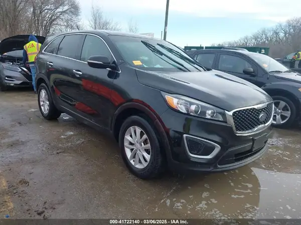 5XYPG4A30JG429063 2018 KIA SORENTO - Image 1