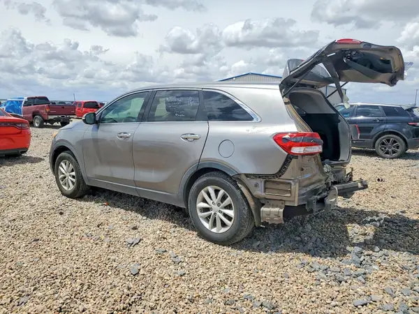 5XYPG4A30JG431749 2018 KIA SORENTO - Image 2