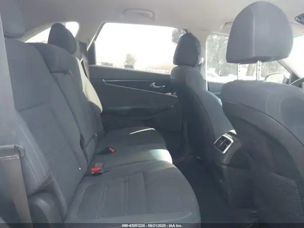 5XYPG4A30KG433468 2019 KIA SORENTO - Image 8