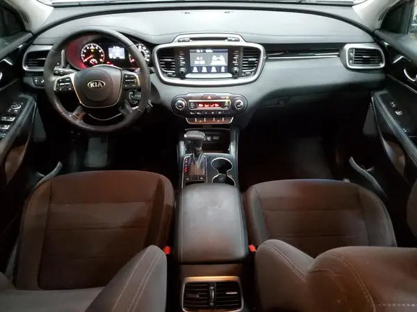 5XYPG4A30KG436936 2019 KIA SORENTO - Image 8