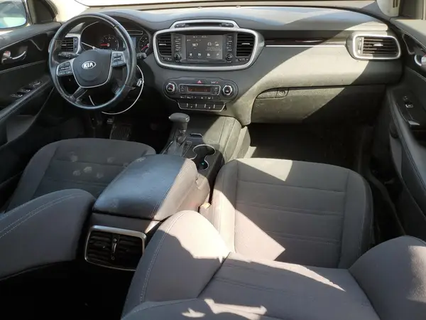 5XYPG4A30KG464381 2019 KIA SORENTO - Image 8