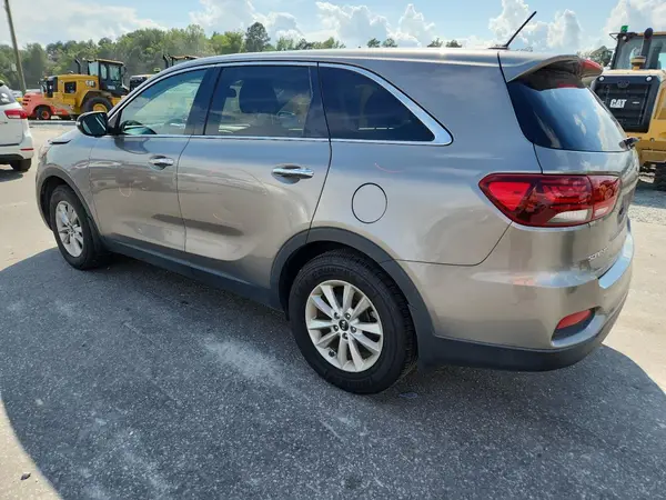 5XYPG4A30KG471931 2019 KIA SORENTO - Image 2