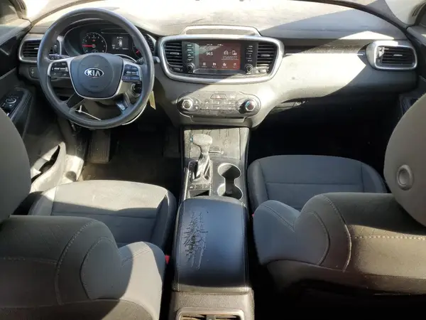 5XYPG4A30KG474215 2019 KIA SORENTO - Image 8