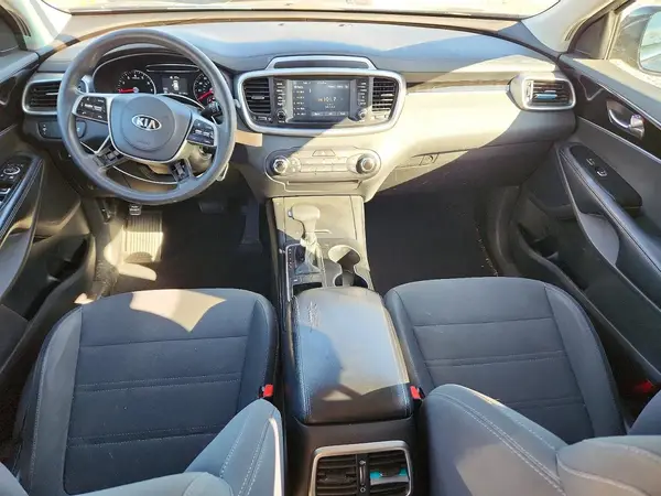 5XYPG4A30KG479155 2019 KIA SORENTO - Image 8