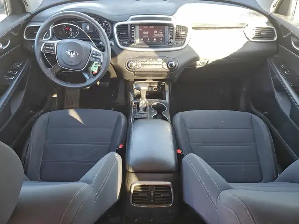 5XYPG4A30KG492147 2019 KIA SORENTO - Image 8