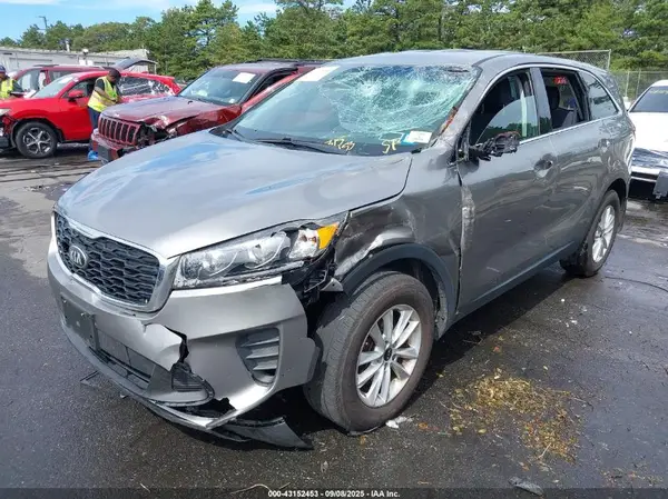 5XYPG4A30KG501932 2019 KIA SORENTO - Image 2