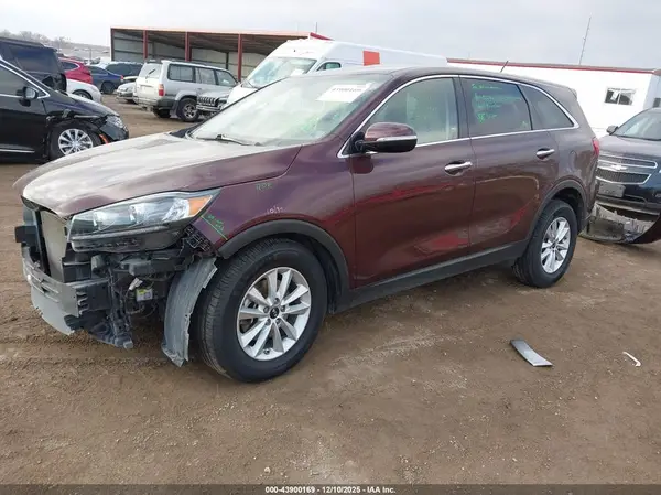 5XYPG4A30KG509304 2019 KIA SORENTO - Image 2