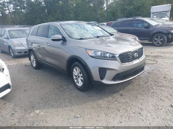 5XYPG4A30KG512686 2019 KIA SORENTO - Image 1