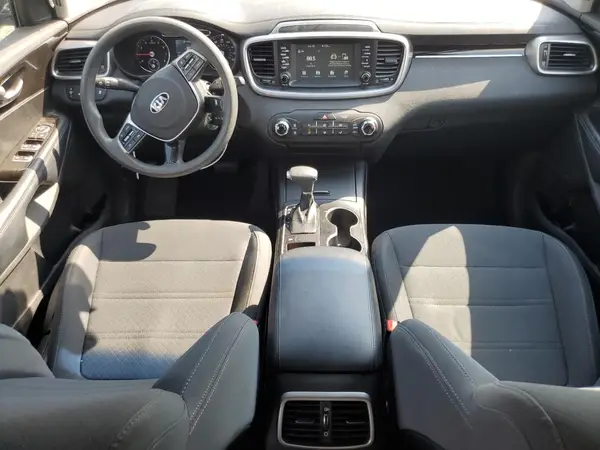 5XYPG4A30KG516642 2019 KIA SORENTO - Image 8