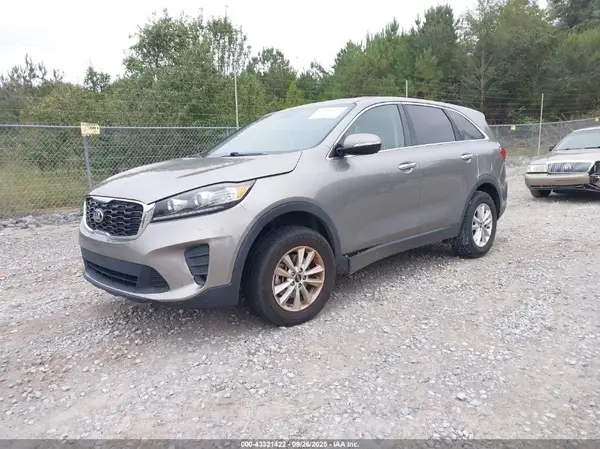 5XYPG4A30KG520433 2019 KIA SORENTO - Image 2