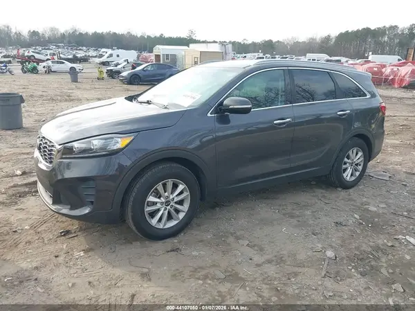 5XYPG4A30KG525115 2019 KIA SORENTO - Image 2
