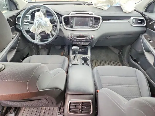 5XYPG4A30KG526331 2019 KIA SORENTO - Image 8