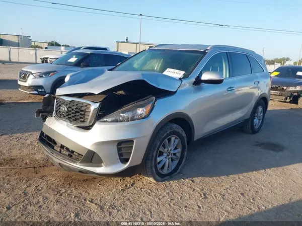 5XYPG4A30KG527608 2019 KIA SORENTO - Image 2