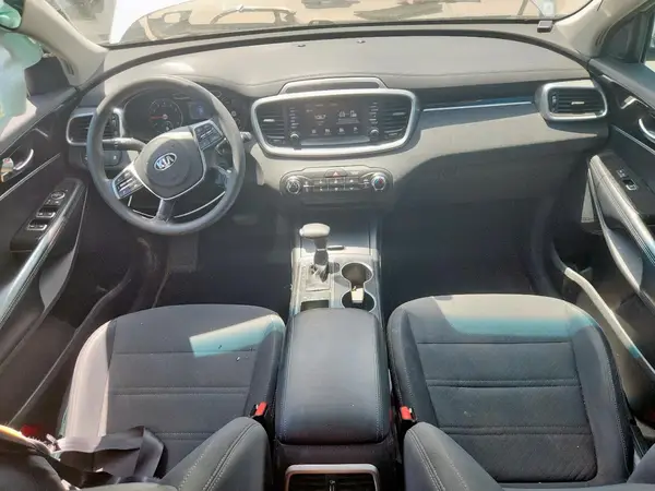 5XYPG4A30KG531464 2019 KIA SORENTO - Image 8