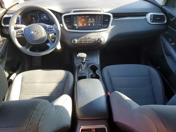 5XYPG4A30KG532131 2019 KIA SORENTO - Image 8