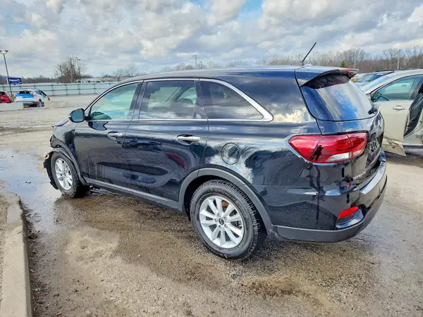 5XYPG4A30KG534431 2019 KIA SORENTO - Image 2
