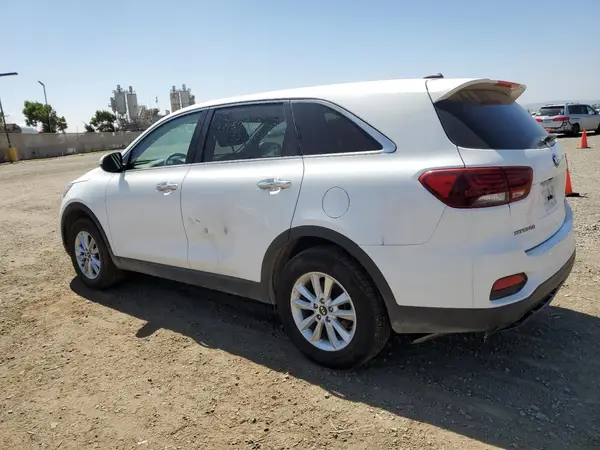 5XYPG4A30KG537118 2019 KIA SORENTO - Image 2