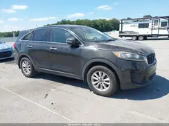 5XYPG4A30KG538916 2019 KIA SORENTO