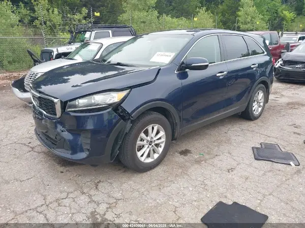 5XYPG4A30KG540438 2019 KIA SORENTO - Image 2