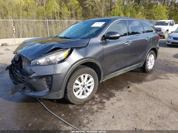 5XYPG4A30KG545137 2019 KIA SORENTO - Image 2