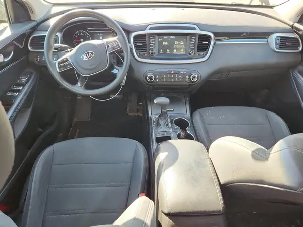 5XYPG4A30KG547762 2019 KIA SORENTO - Image 8