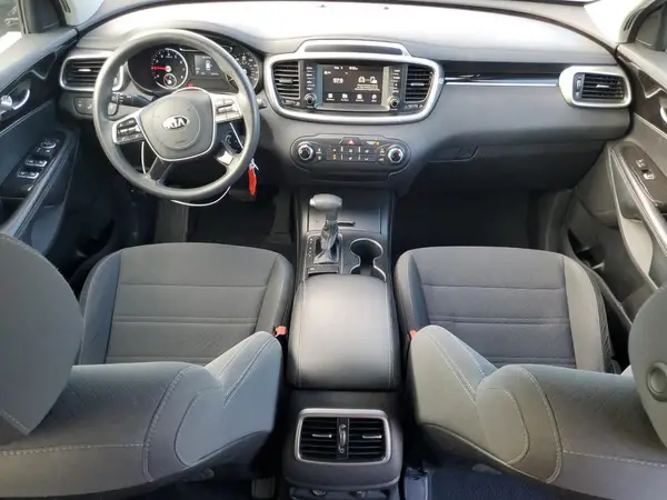 5XYPG4A30KG550631 2019 KIA SORENTO - Image 8