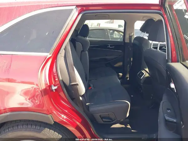 5XYPG4A30KG552718 2019 KIA SORENTO - Image 8