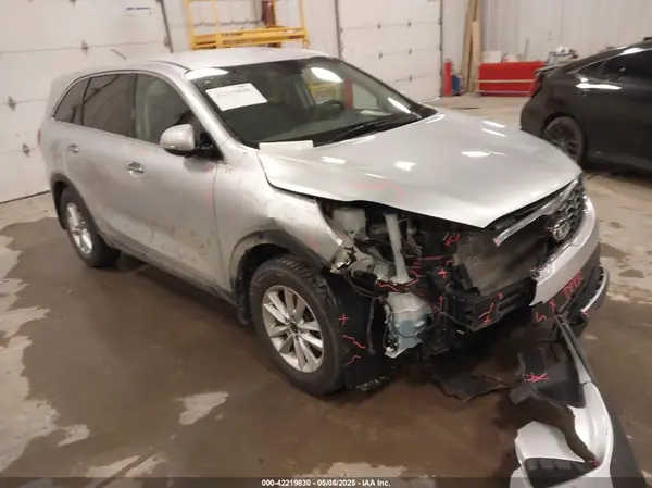 5XYPG4A30KG553254 2019 KIA SORENTO - Image 1