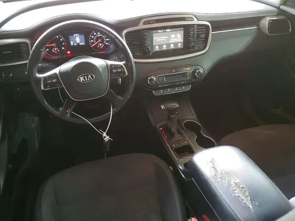 5XYPG4A30KG554386 2019 KIA SORENTO - Image 8