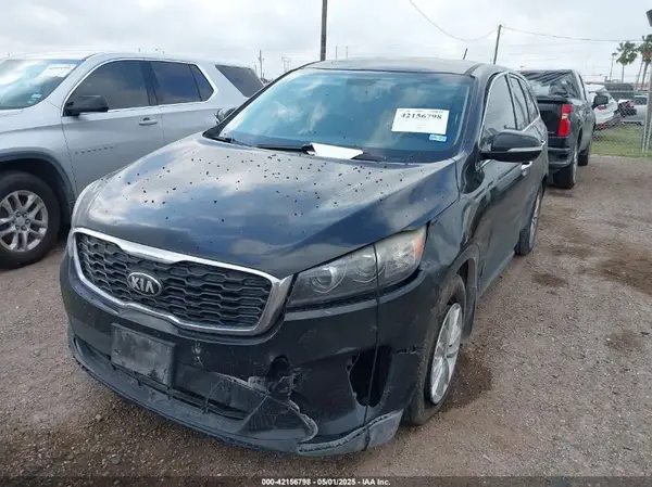 5XYPG4A30KG560480 2019 KIA SORENTO - Image 2